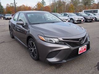 Used 2018 Toyota Camry SE in Dover, New Hampshire