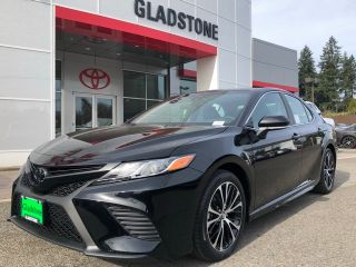 Used 2018 Toyota Camry SE in Gladstone, Oregon