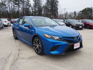 Used 2018 Toyota Camry SE in Rochester, New Hampshire