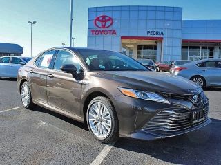 Used 2018 Toyota Camry XLE in Peoria, Illinois