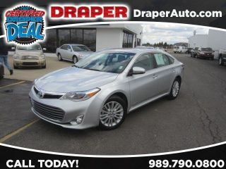 Used 2013 Toyota Avalon in Dumas, Texas