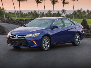 Used 2015 Toyota Camry SE in Gresham, Oregon