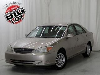 Toyota Camry LE 2002
