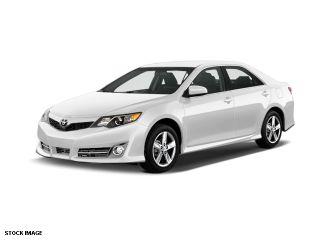 Used 2014 Toyota Camry SE in Gainesville, Georgia