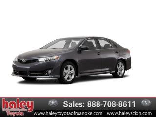 Used 2014 Toyota Camry SE in Roanoke, Virginia