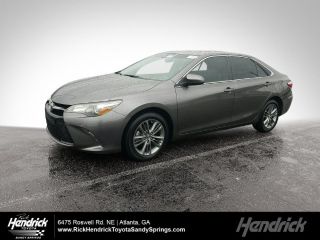 Used 2015 Toyota Camry SE in Atlanta, Georgia
