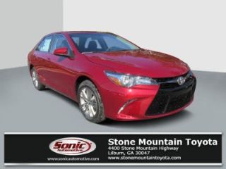 Used 2016 Toyota Camry SE in Lilburn, Georgia