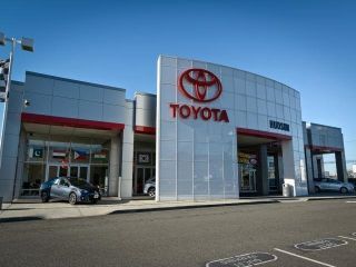 Used 2016 Toyota Camry SE in Jersey City, New Jersey