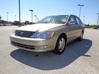 Used 2004 Toyota Avalon XL in Calumet City, Illinois
