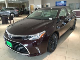 Used 2016 Toyota Avalon in Gladstone, Oregon