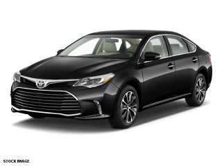 Used 2016 Toyota Avalon XLE in Hoffman Estates, Illinois