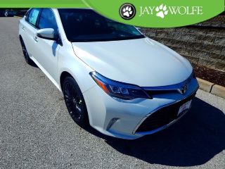 Used 2016 Toyota Avalon XLE in Ballwin, Missouri