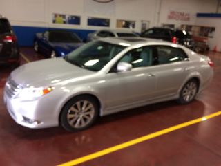 Used 2011 Toyota Avalon Limited Edition in Davenport, Iowa