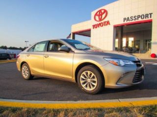 Used 2016 Toyota Camry LE in Suitland, Maryland