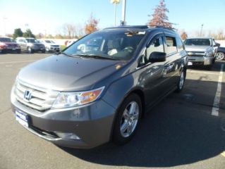 Used 2012 Honda Odyssey Touring in East Haven, Connecticut
