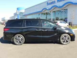 Used 2018 Honda Odyssey Elite in Torrance, California