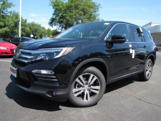 Used 2017 Honda Pilot EXL in Nanuet, New York