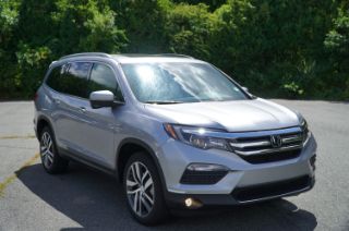 Used 2017 Honda Pilot Touring in Seekonk, Massachusetts