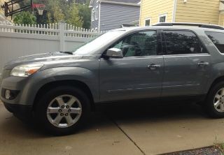 Used 2007 Saturn Outlook XR in Westville, New Jersey