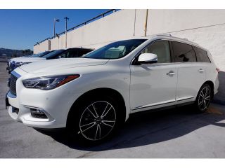 Used 2016 Infiniti QX60 in Van Nuys, California