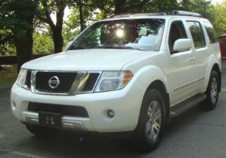 Used 2008 Nissan Pathfinder LE in Paterson, New Jersey