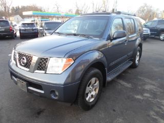 Used 2005 Nissan Pathfinder XE in Enfield, Connecticut