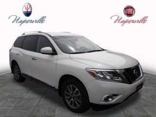 Used 2013 Nissan Pathfinder SL in Naperville, Illinois