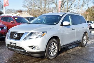 Used 2014 Nissan Pathfinder SL in Patchogue, New York