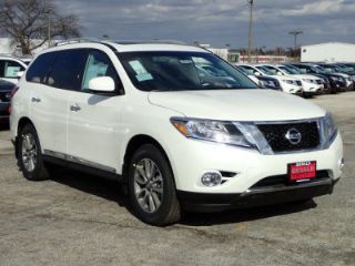 Used 2016 Nissan Pathfinder SL in Naperville, Illinois