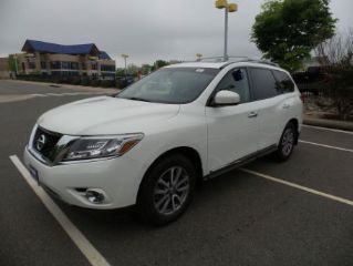 Used 2013 Nissan Pathfinder SL in Woodbridge, Virginia