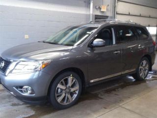 Used 2016 Nissan Pathfinder Platinum in Greenfield, Wisconsin