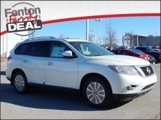 Used 2016 Nissan Pathfinder SL in Lee's Summit, Missouri