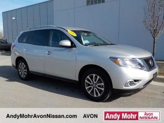 Used 2015 Nissan Pathfinder SV in Avon, Indiana