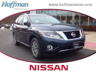 Used 2016 Nissan Pathfinder SV in West Simsbury, Connecticut