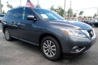 Used 2013 Nissan Pathfinder SV in Homestead, Florida