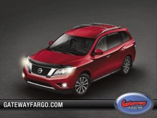 Used 2014 Nissan Pathfinder SL in Fargo, North Dakota