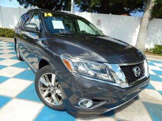 Used 2014 Nissan Pathfinder SV in Bradenton, Florida