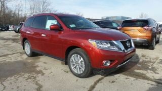 Used 2016 Nissan Pathfinder SL in Chicago, Illinois