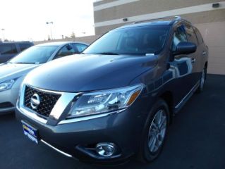 Used 2014 Nissan Pathfinder SL in Sacramento, California