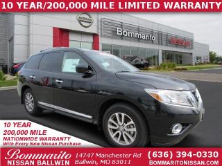 Used 2015 Nissan Pathfinder SL in Ballwin, Missouri