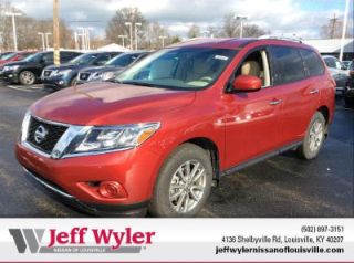 Used 2015 Nissan Pathfinder S in Louisville, Kentucky