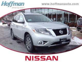 Used 2016 Nissan Pathfinder SL in West Simsbury, Connecticut