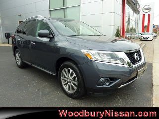 Used 2013 Nissan Pathfinder S in Woodbury, New Jersey