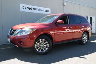 Used 2013 Nissan Pathfinder S in Edmonds, Washington