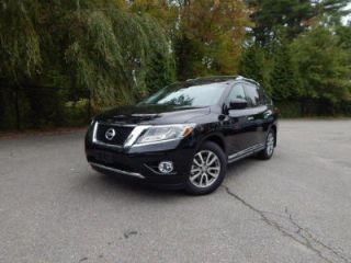 Used 2015 Nissan Pathfinder SL in Marlborough, Massachusetts