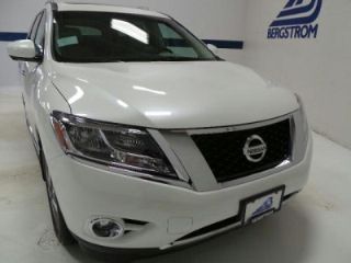 Used 2016 Nissan Pathfinder Platinum in Oshkosh, Wisconsin