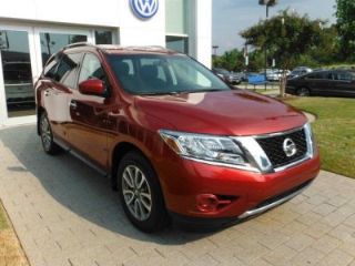 Used 2014 Nissan Pathfinder SV in Little Rock, Arkansas