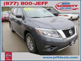 Used 2014 Nissan Pathfinder SV in Beavercreek, Ohio