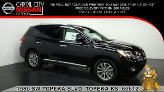 Used 2015 Nissan Pathfinder SL in Topeka, Kansas