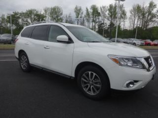 Used 2015 Nissan Pathfinder SV in Memphis, Tennessee